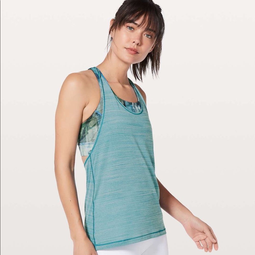 Lululemon Twist and Toil 2 in 1 tank